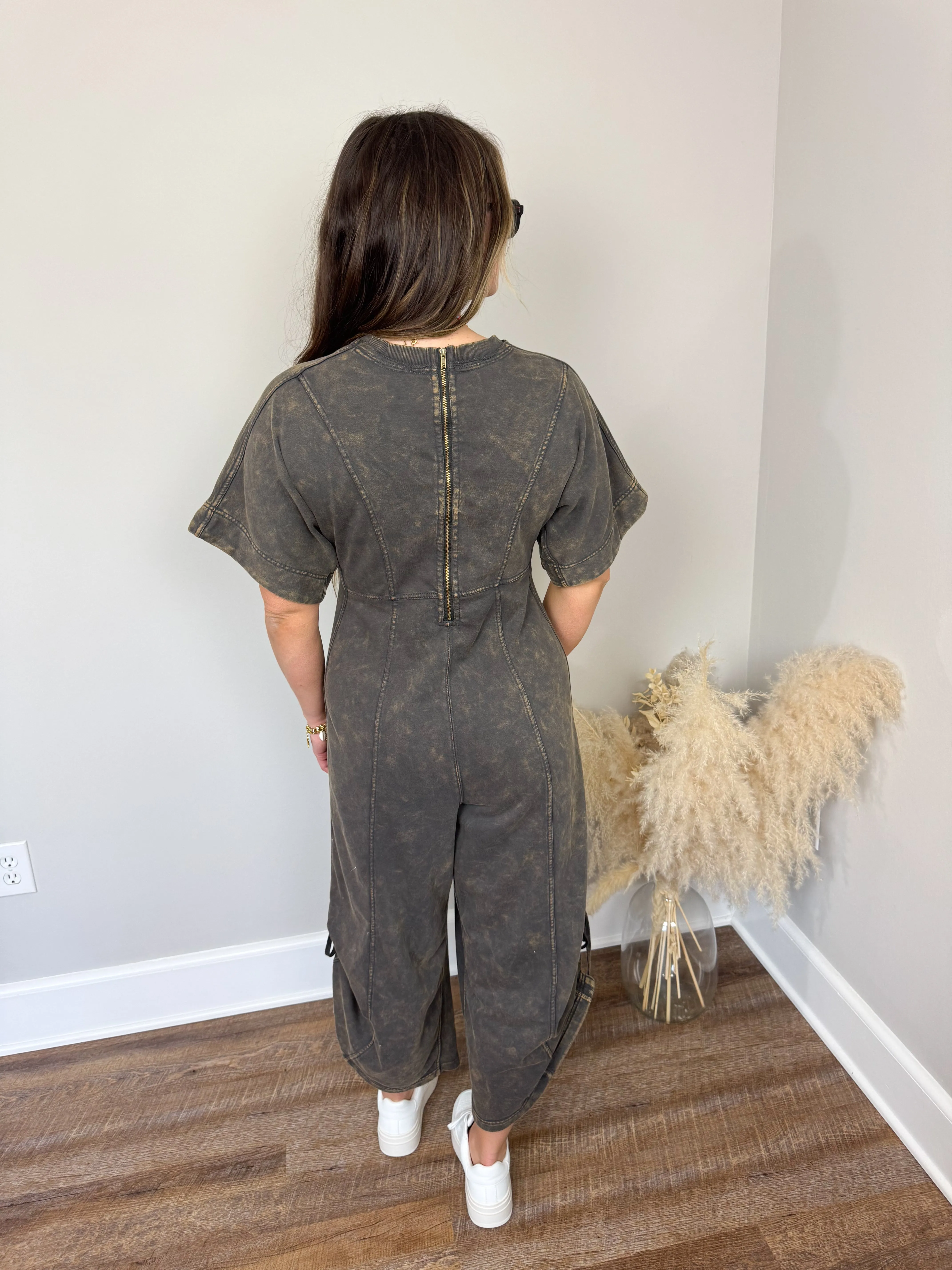 Estate V-Neck Jumpsuit | Ash Black
